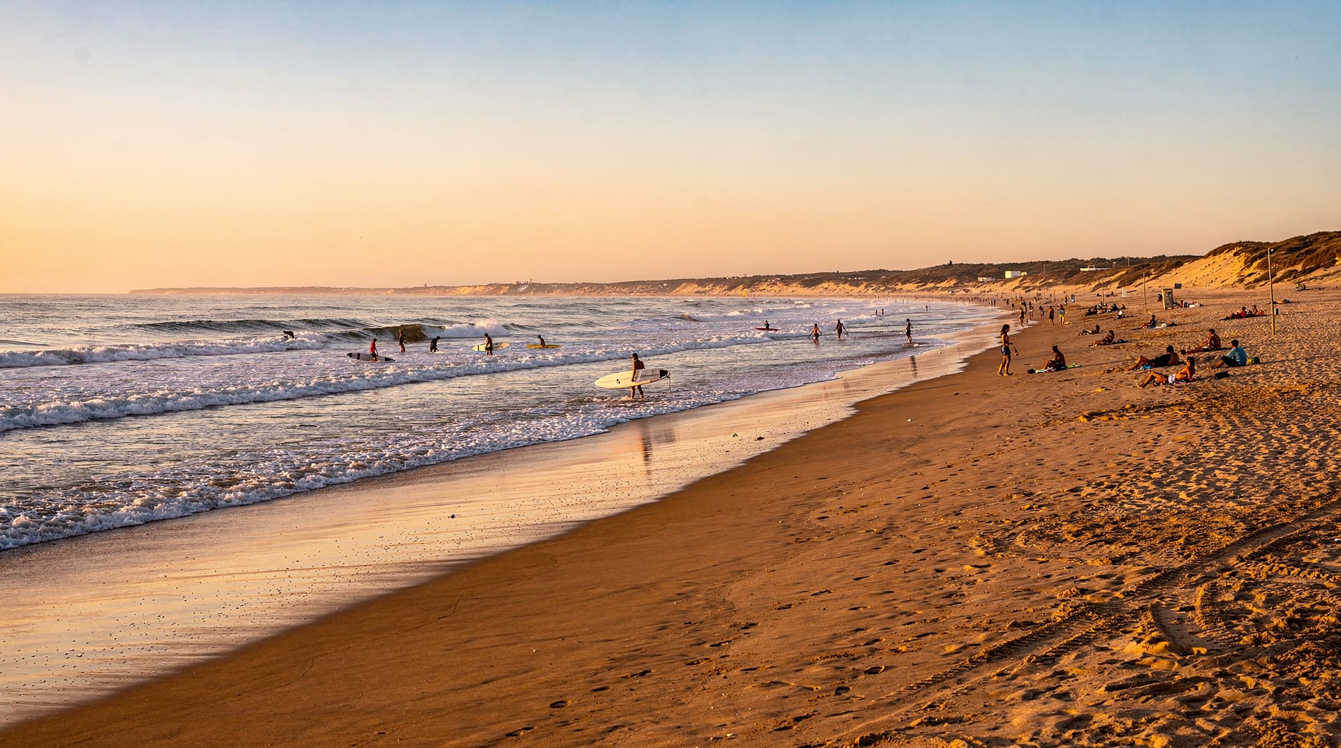 Costa da Caparica beaches — the complete guide to Lisbon's surf coast