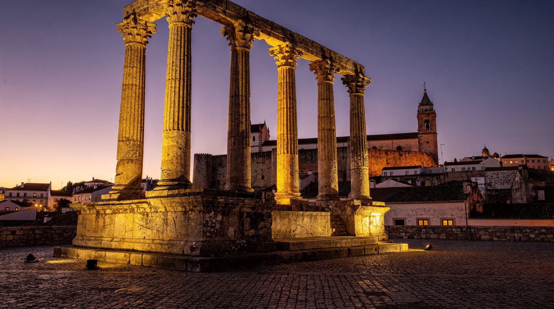 Évora day trip from Lisbon: Roman temple, bones chapel, and the megaliths question